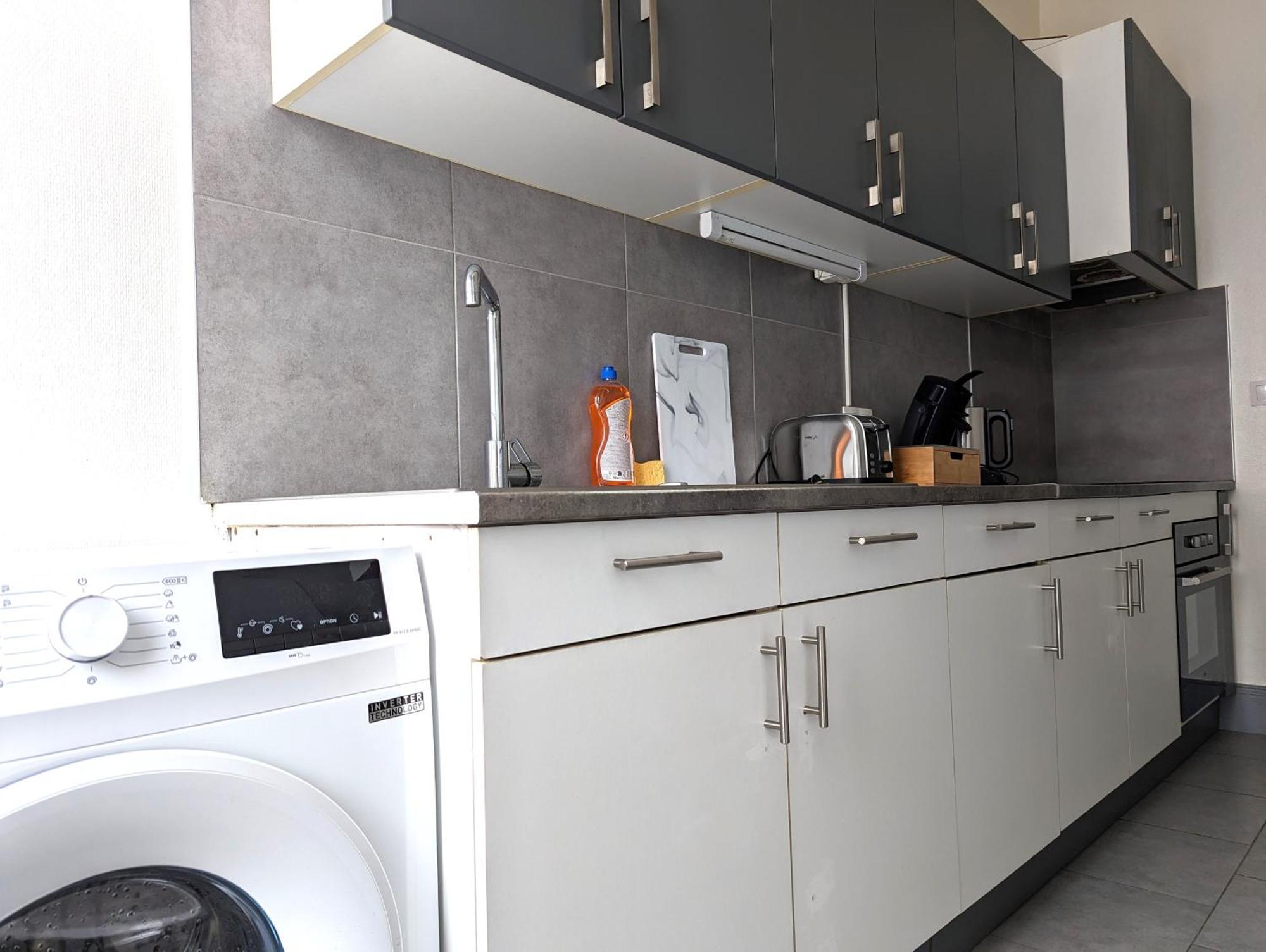 Le Mirage - 2 Chambres, Salon, Cuisine Equipee, Parking Et Wifi Gratuit * Mulhouse