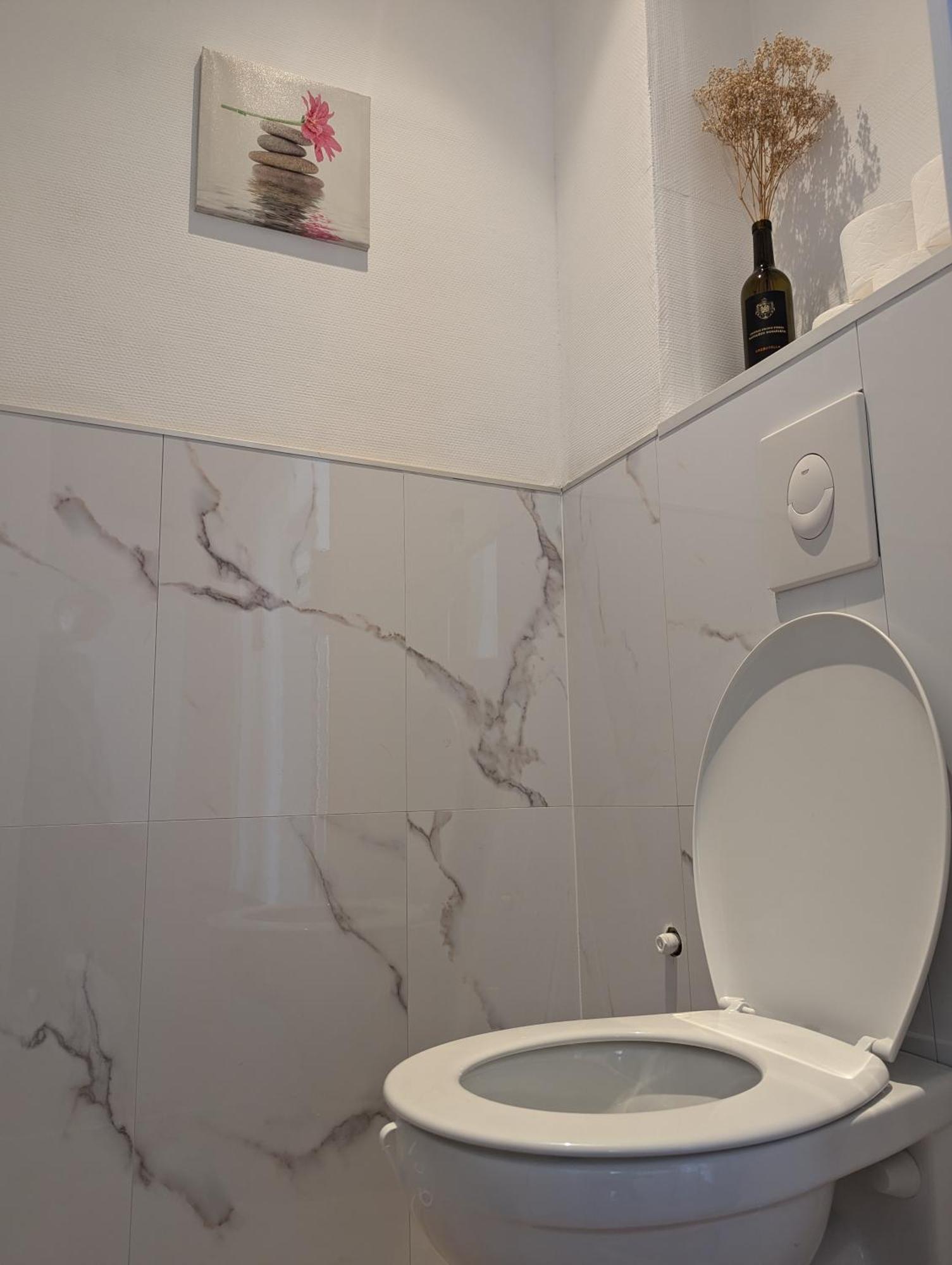 Apartment Le Mirage - 2 Chambres, Salon, Cuisine Equipee, Parking Et Wifi Gratuit *