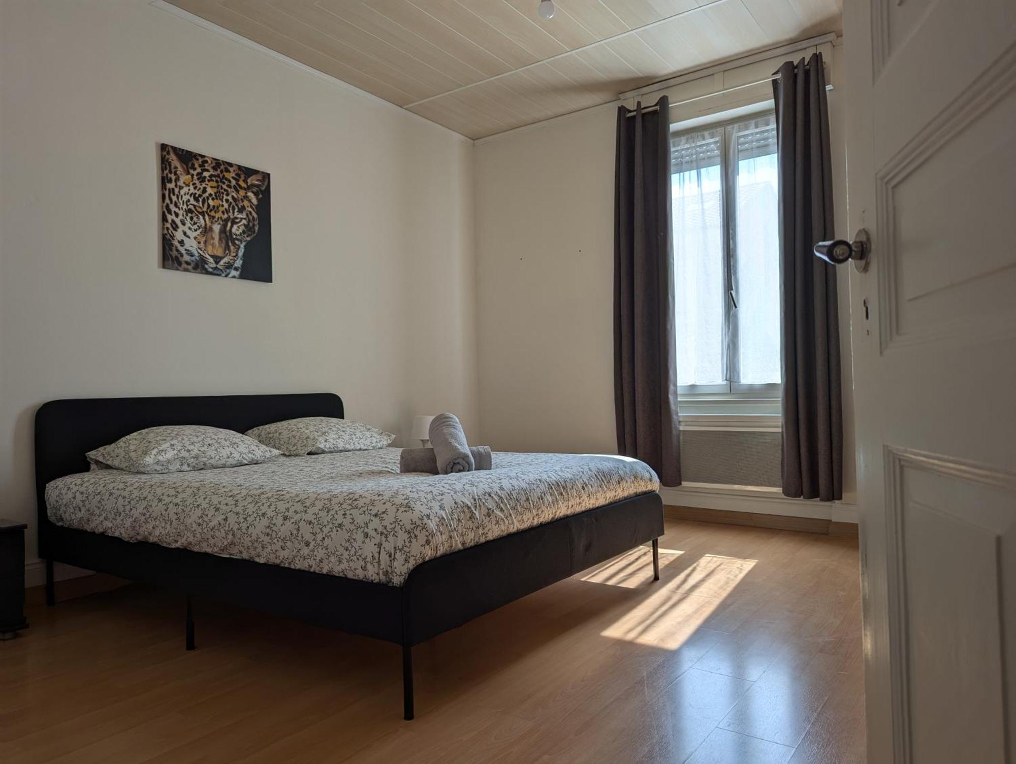 Le Mirage - 2 Chambres, Salon, Cuisine Equipee, Parking Et Wifi Gratuit *